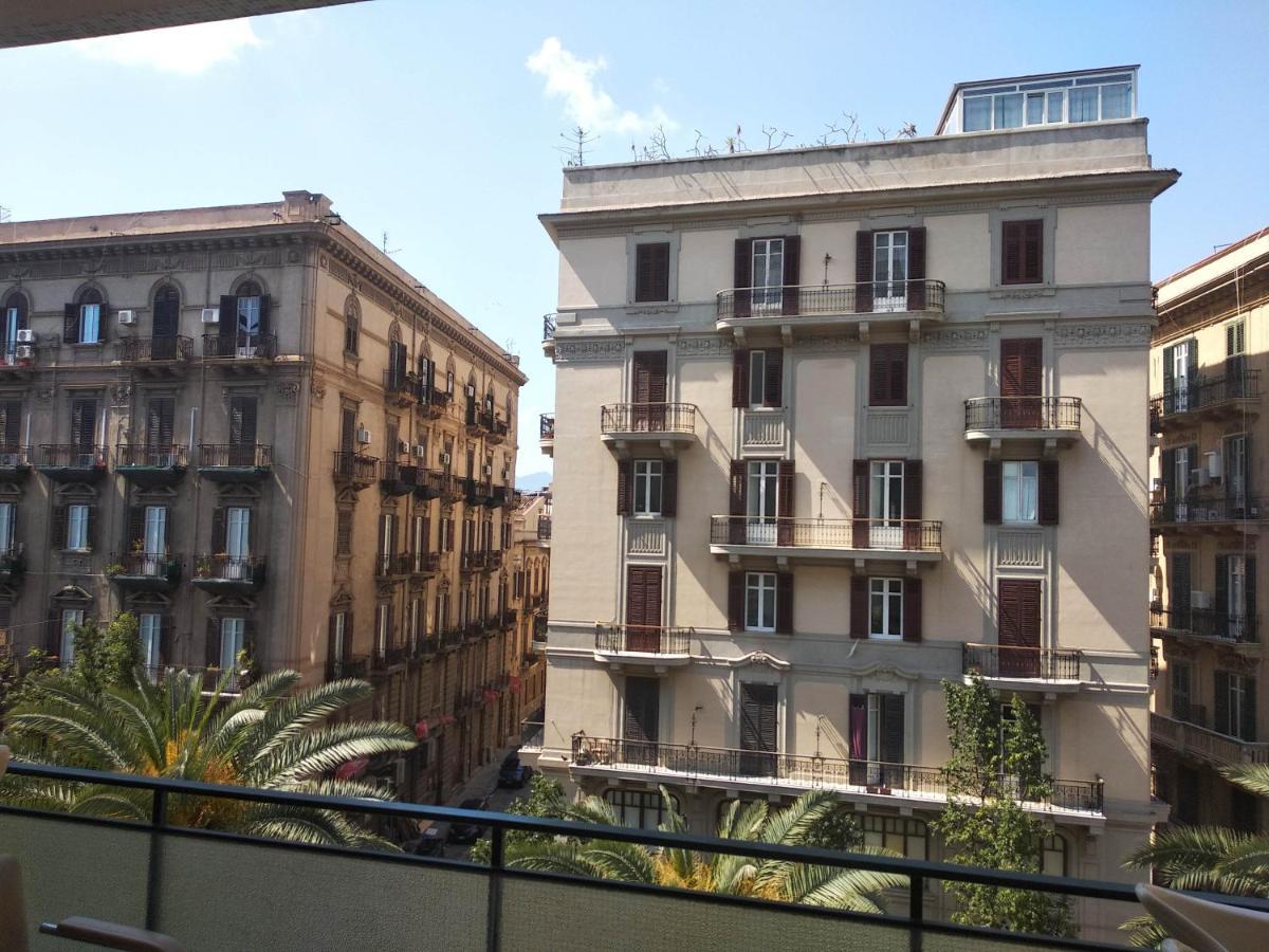 Lgb Students And Youth Tourists - New Friends Loves Flirt Adventures Palermo Exterior photo